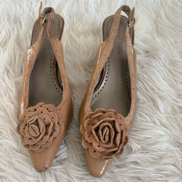 Adrienne Vittadini Women's Tan Suede Floral Slingback Heels - Picture 1 of 6